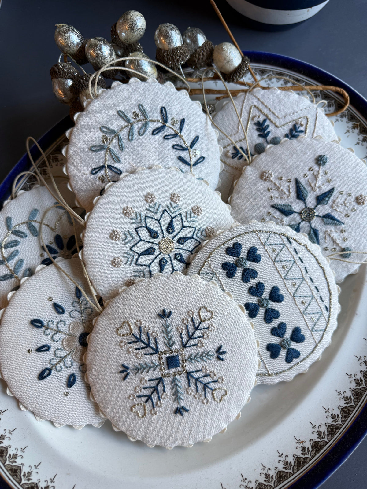 Christmas Ornaments & Decor
