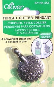 CLOVER THREAD CUTTER PENDANT