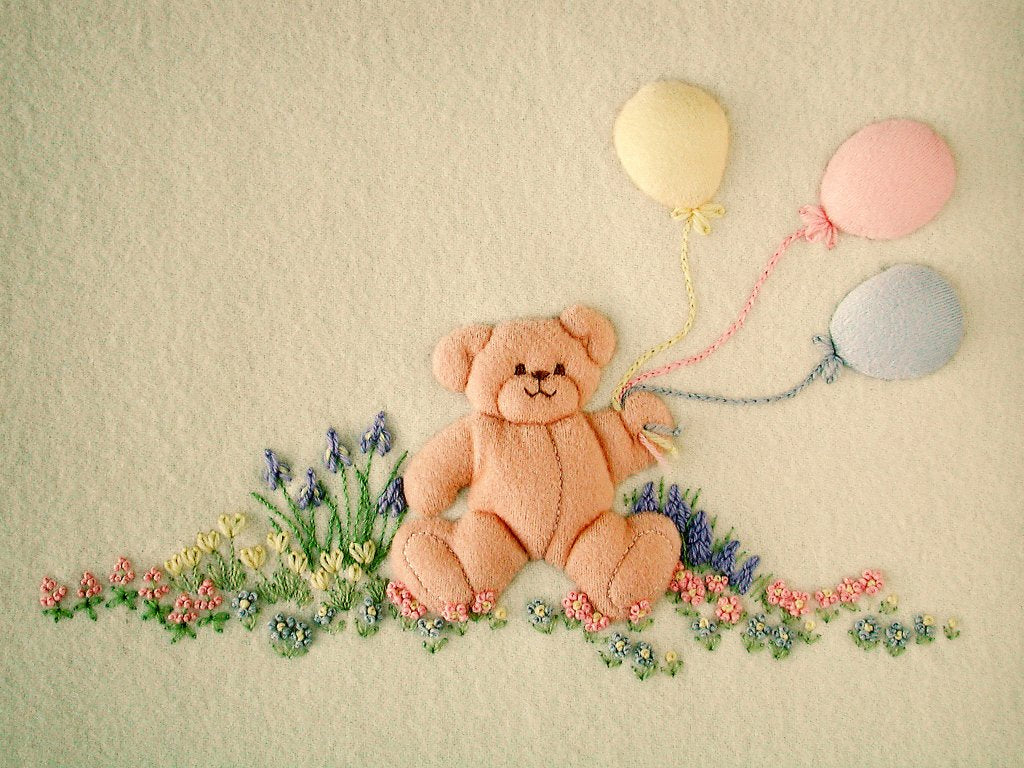 BALLOON BEAR - Windflower Embroidery