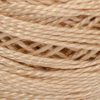 DMC Perle 8 Balls - 945 Champagne