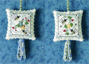 I'D RATHER BEE STITCHING FOB - Sweetheart Tree