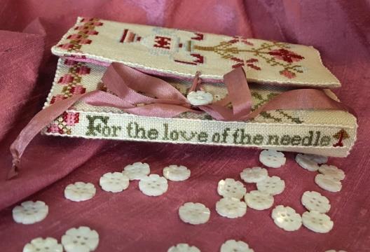 FOR THE LOVE OF THE NEEDLE ETUI - Needlemade Designs