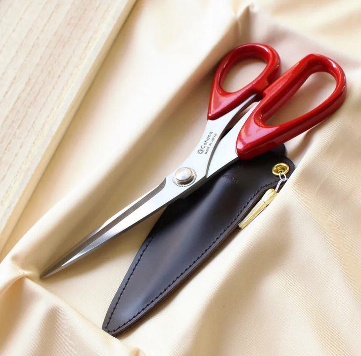 COHANA LARGE SCISSORS WITH LACQUER HANDLES AND GOLD TRIM