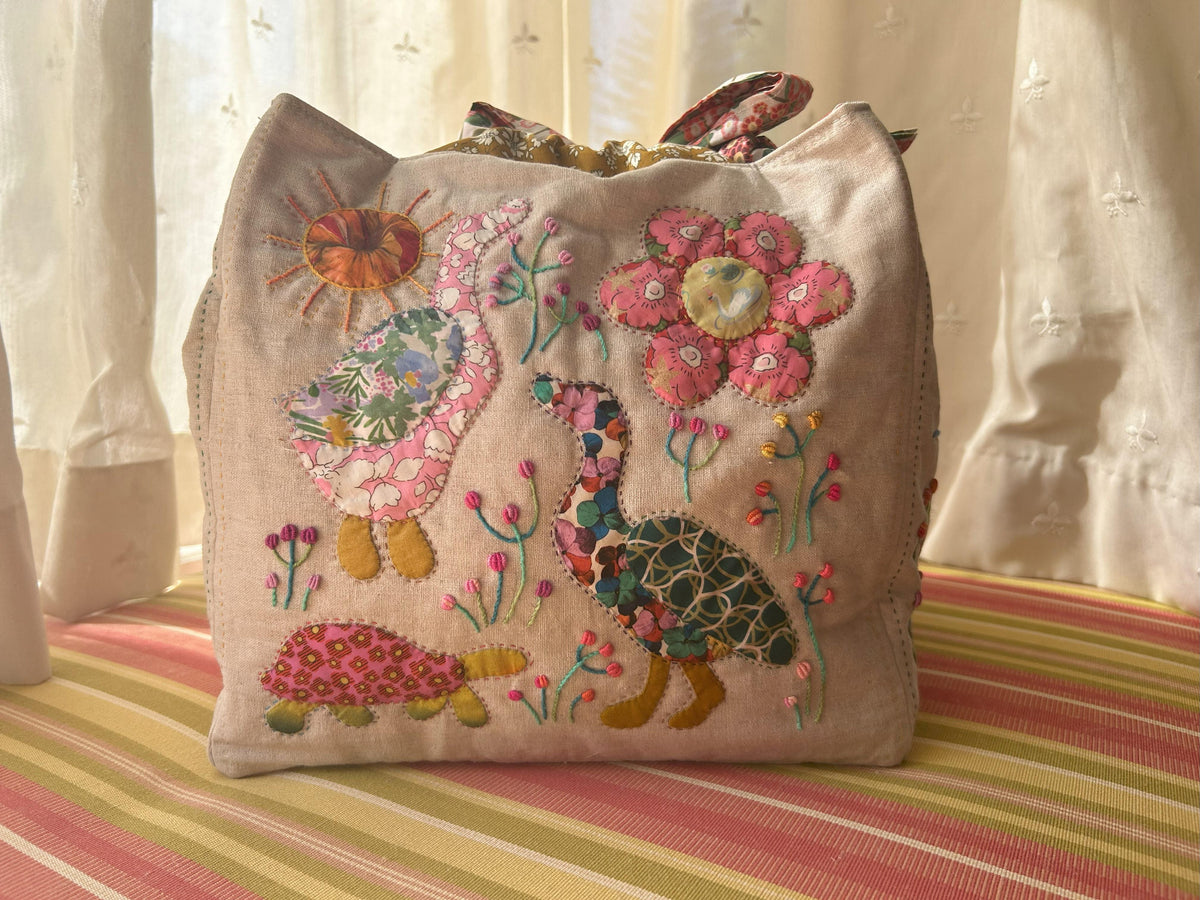 Appliqué Dilly Bag Pattern - Kim McLean Designs