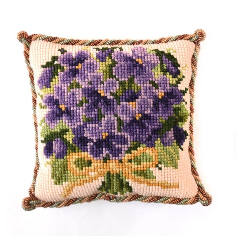 Elizabeth Bradley - Mini Kits - Posy of Violets