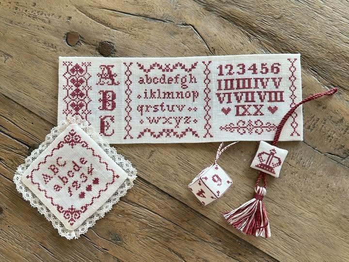 Jean's Etui - From a Bristol Sampler