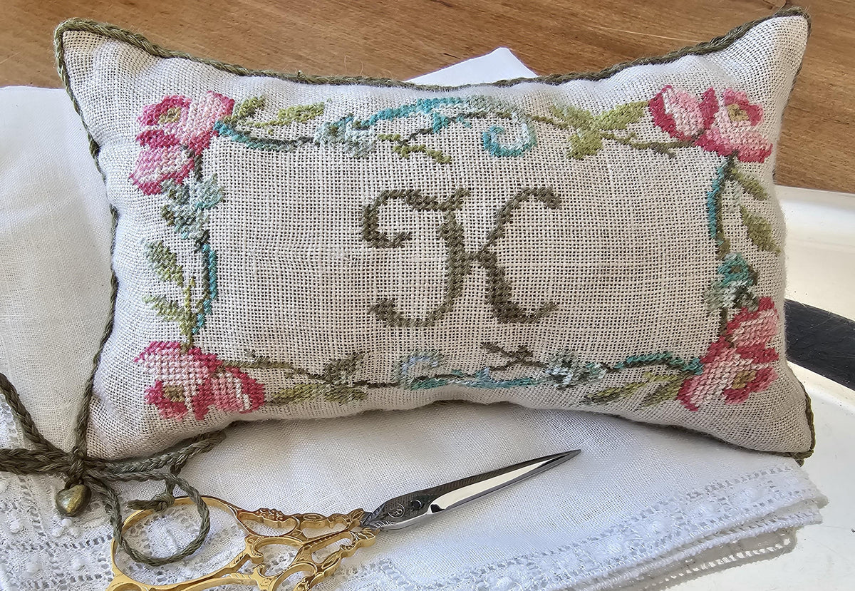 ROSES & SCROLLS KIT - Samplers Not Forgotten
