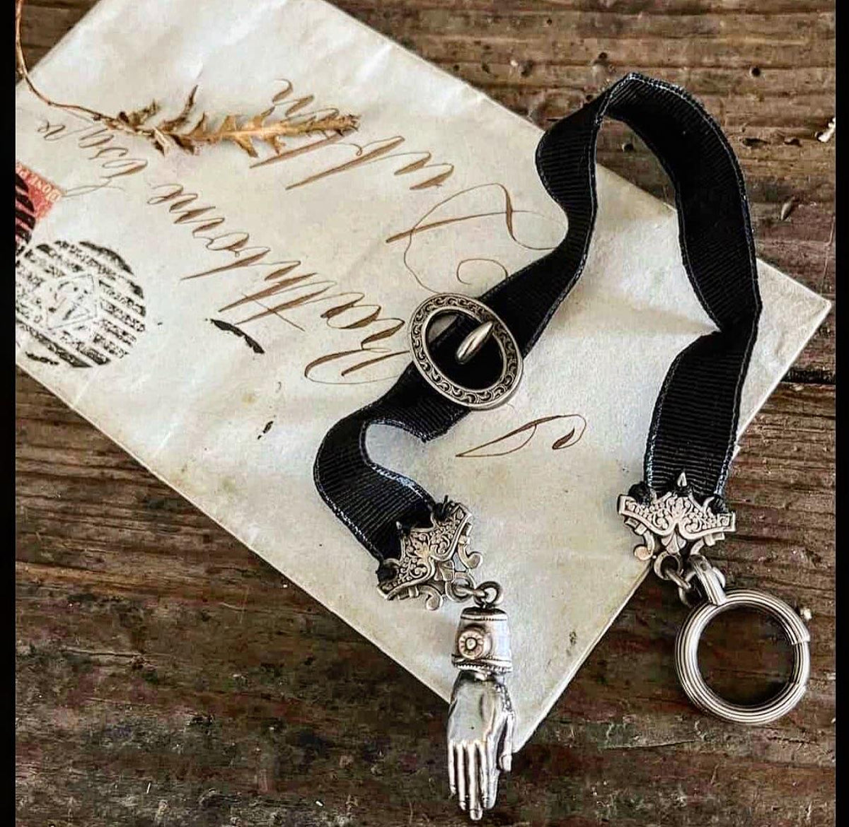 PEWTER HAND CHARM - NeedleWorkPress