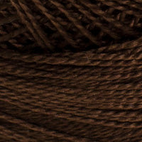 DMC Perle 8 Balls - 938 Clove